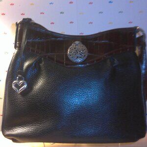 BRIGHTON Black/Brown Pebbled Leather Shoulder Bag Serial D68355
